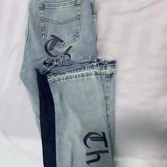 Jeans - Picture 4 of 5